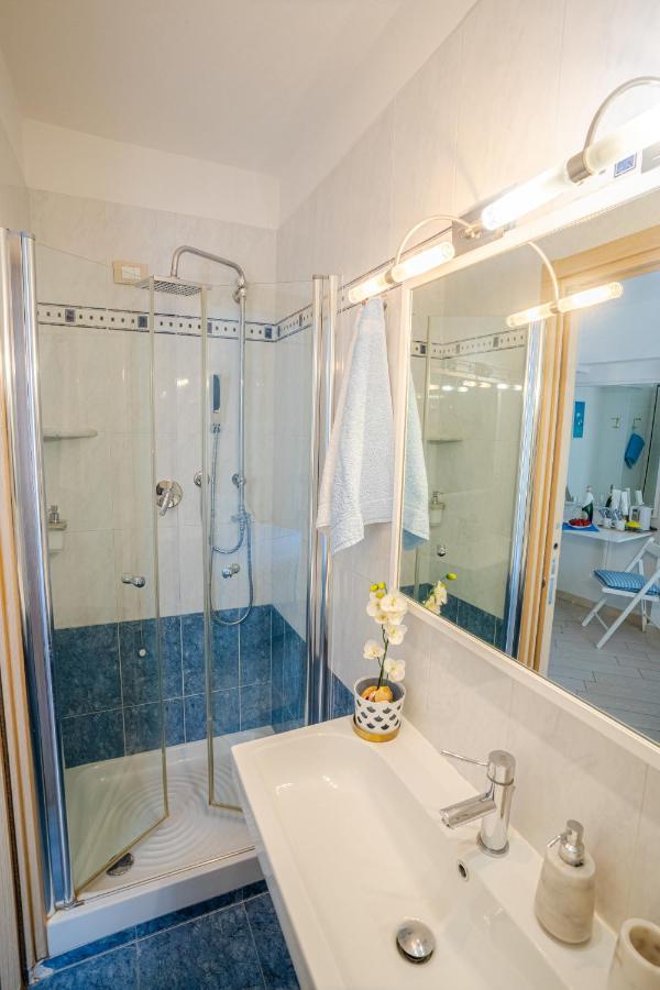 Solemare Hotel Монтеросо ал Маре Екстериор снимка