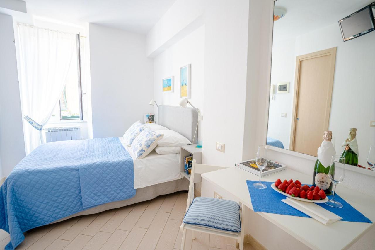 Solemare Hotel Монтеросо ал Маре Екстериор снимка
