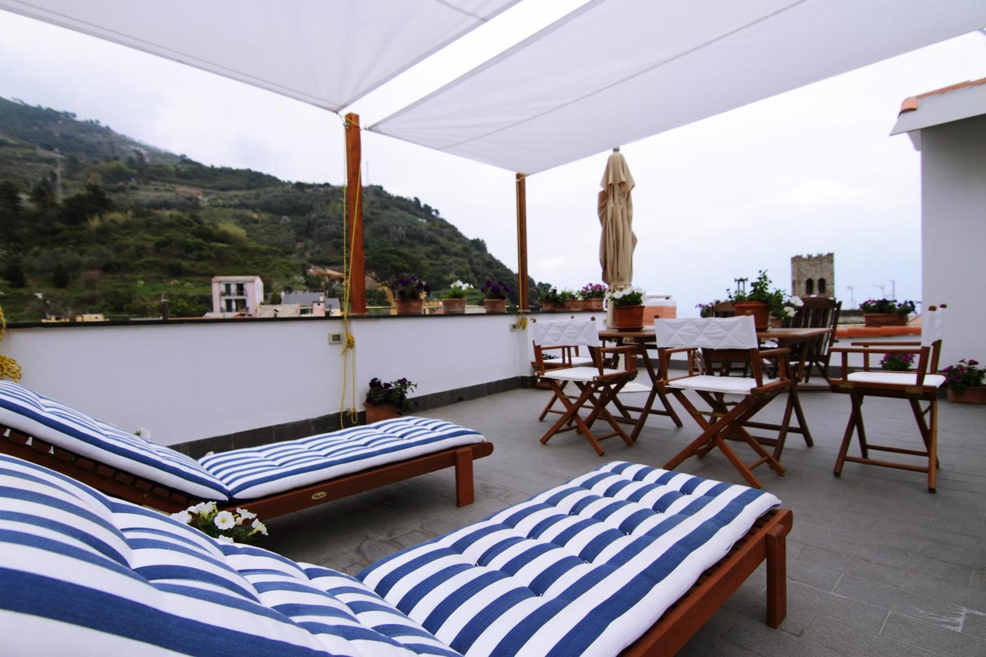Solemare Hotel Монтеросо ал Маре Екстериор снимка